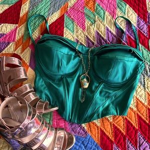 🍏💚Silk Corset Top💚🍏